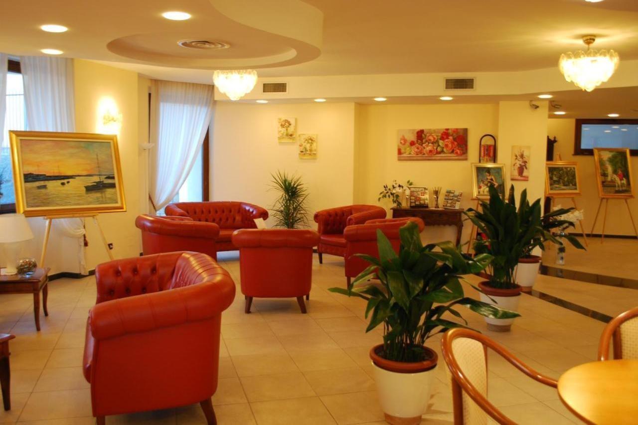 Europa Stabia Hotel Castellammare di Stabia Buitenkant foto